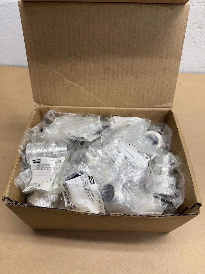 Used Hubbell SHC1038 3/4” Straight Cord Connector, Box of 30