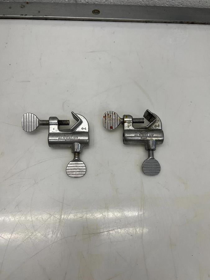 Used Alumaloy 4-1 Clamp Holder - Lot of 2