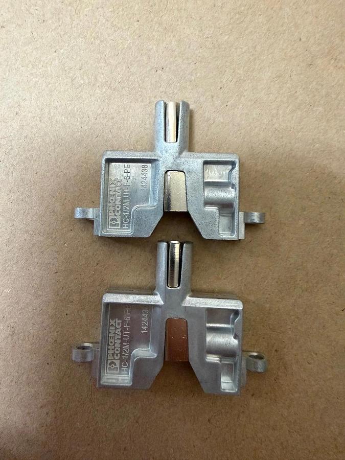 Used Phoenix Contact HC-1/2M-UT-F-6-PE Contact Insert Module - Lot of 2 *NEW*