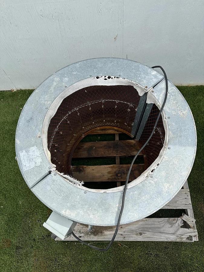 Used Ohmtemp SWL-55-1151 55 Gallon Drum Heater, 115V, 15A, Phase 1