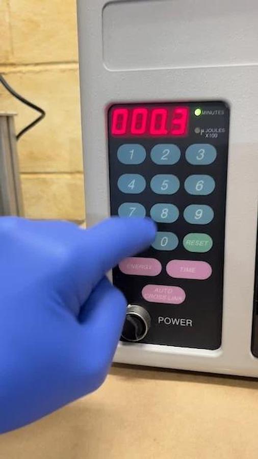 Used Stratagene Stratalinker 2400 Ultraviolet Crosslinker