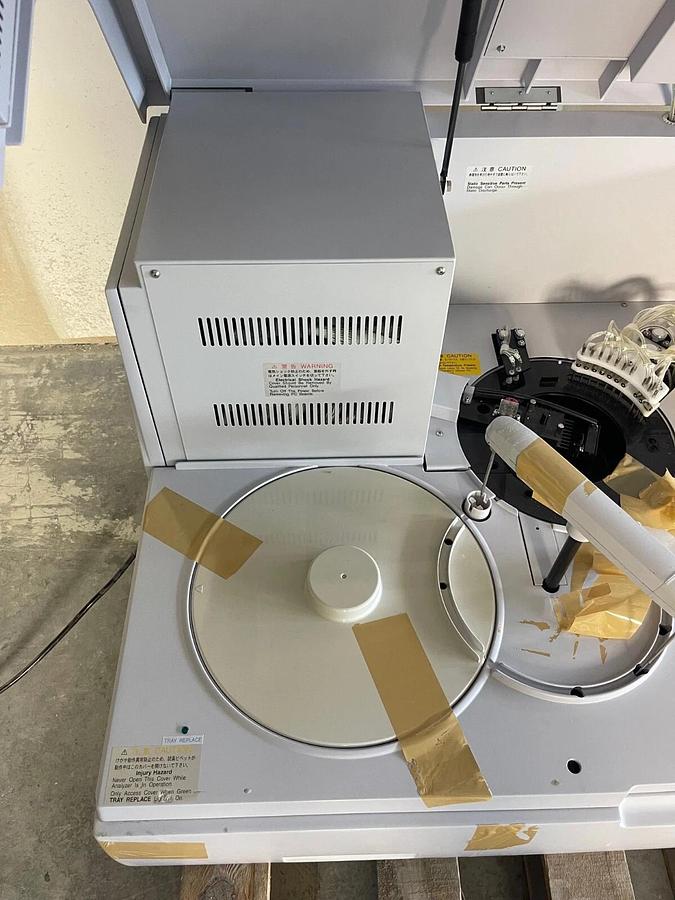 Tokyo Boeki Machinery LTD Biolos 24i Automated Clinical Analyzer
