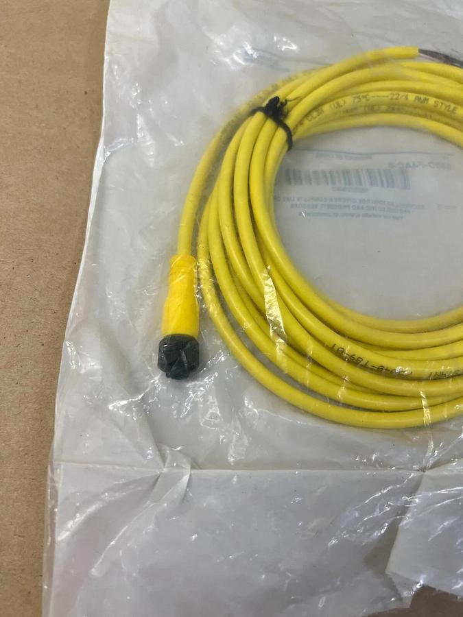 Used Allen Bradley 889D-F4AC-5 Ser B Cable