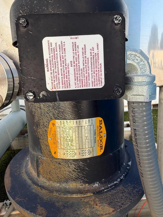 Used Industrial Hot-Water Sanitation/ Heating Skid, 594 Gallon Tank