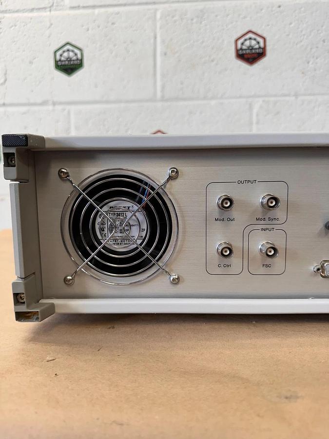 Used Photonetics - 3642 HE 15 - Wavelengths Tunable Laser Diode Source TUNICS-PR