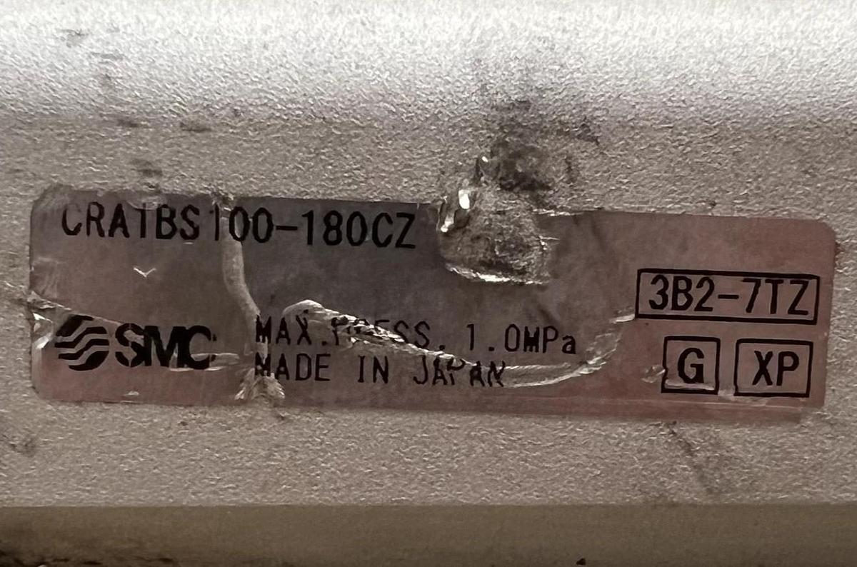 Used SMC CRA1BS100-180CZ Pneumatic Rotary Actuator