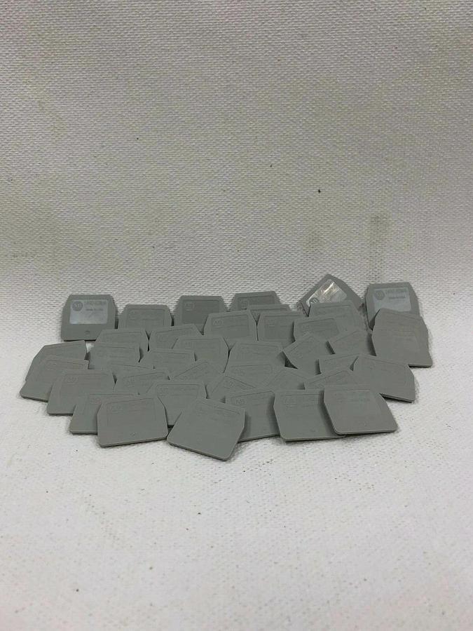 Allen-Bradley 1492-EBM4 Terminal End Plates Lot of 40