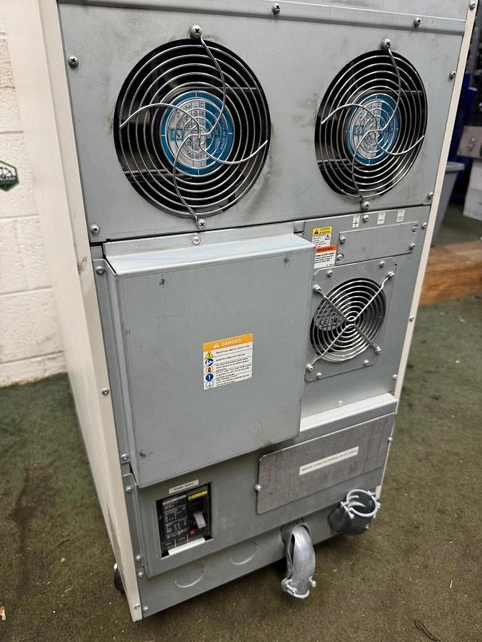 Used Toshiba UH3G2L220C61T Uninterruptible Power Supply 1600XP On-line UPS, 22kVA 1Ph