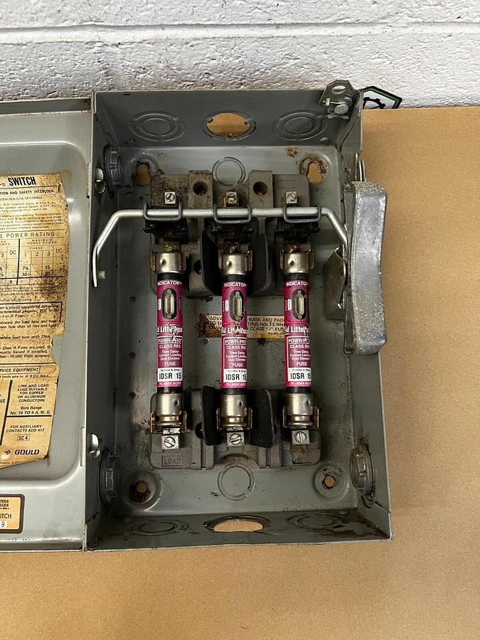 Used Gould F351 ITE Safety Switch Heavy Duty 30 Amp, 3 Phase, 480V