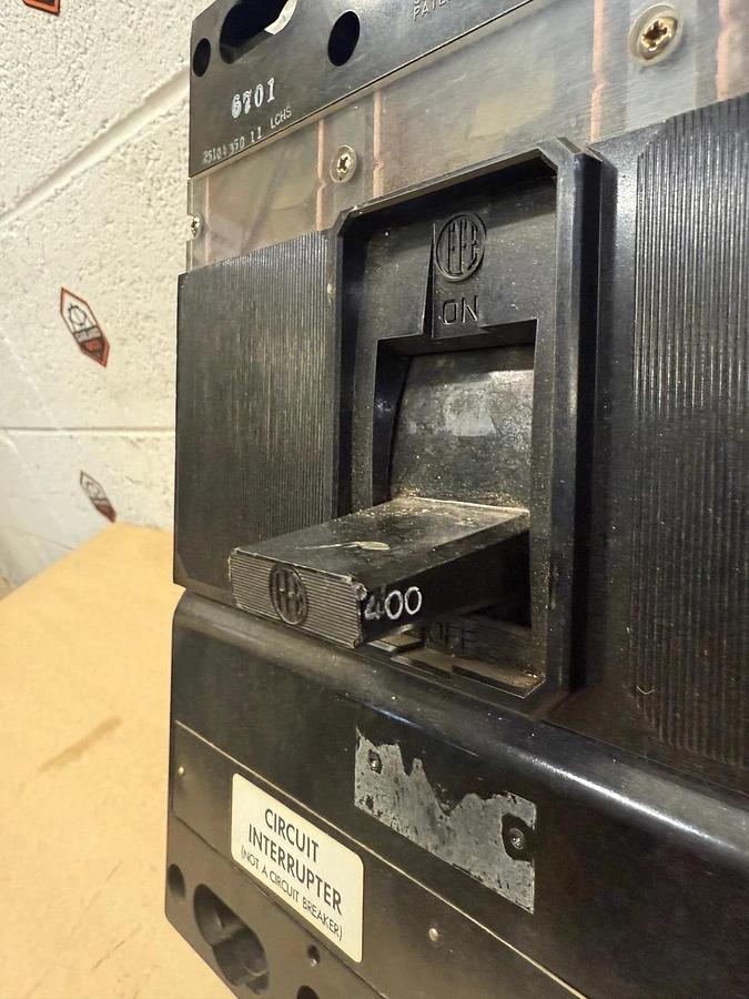 Used ITE 400A Circuit Breaker , 3 Pole, 600V