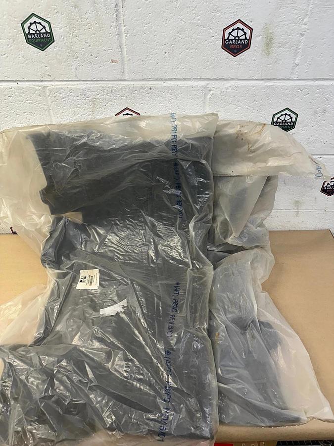 Used Hyster 207-1262 Floor Mat *FACTORY SEALED*