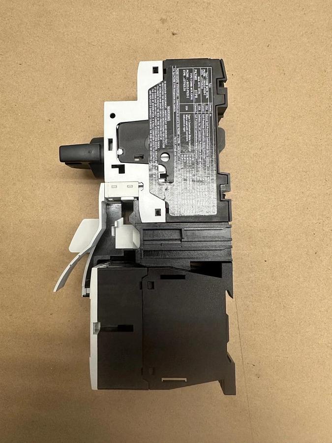 Used Eaton XTSC010BBA Combination Motor Controller *NEW*