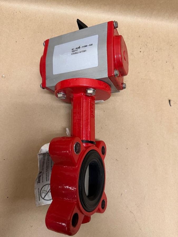 Used Bray 92-0630-11300-532 Pneumatic Actuator w/ 3111A Butterfly Valve