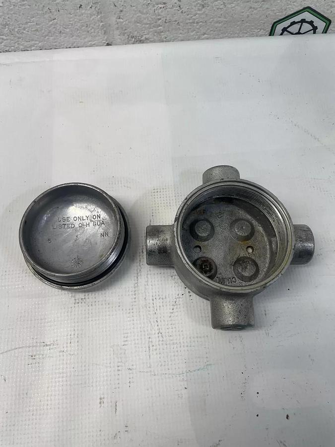 Used Crouse-Hinds GUAX16 Conduit Outlet Box