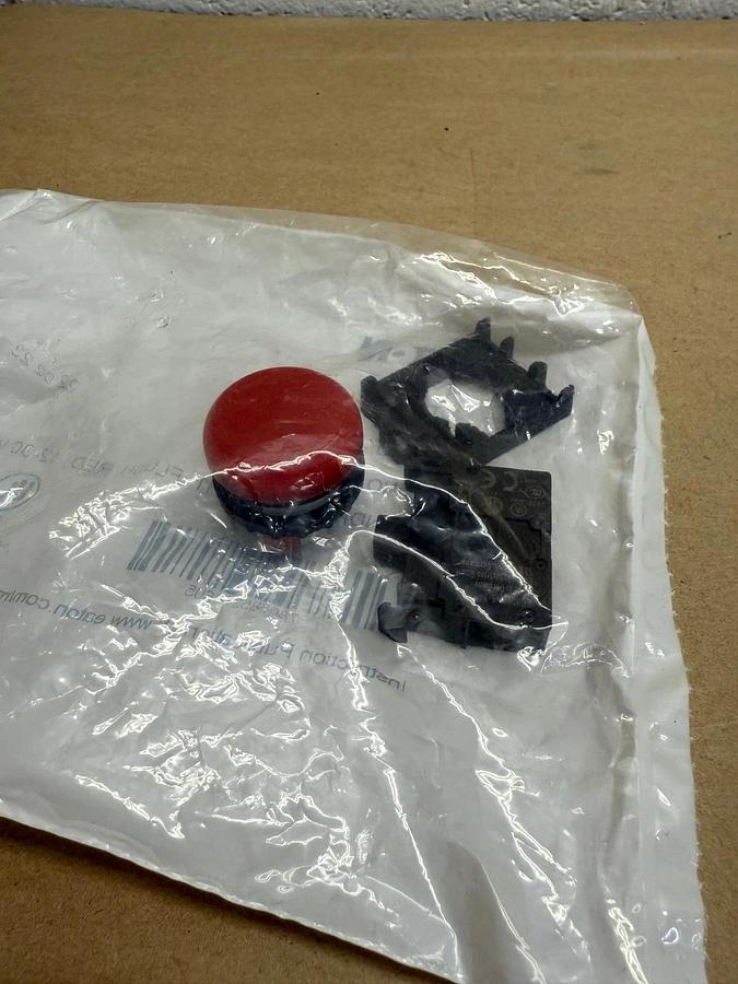 Used EATON M22-L-R-R, RED Indicating Light, 12-30 VAC/VDC *FACTORY SEALED NEW*