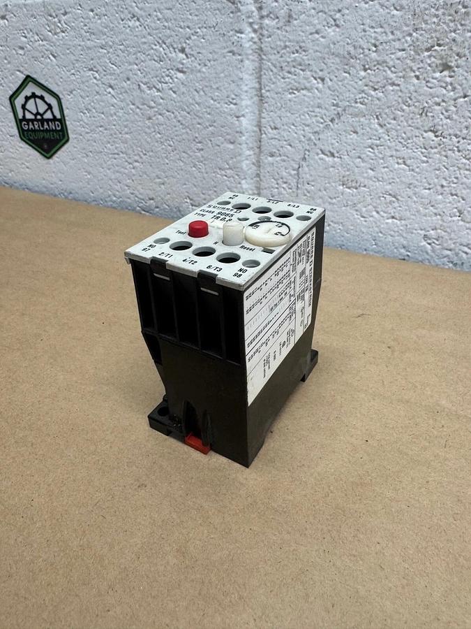 Used Square D 9065 TR 0,8 Overload Relay, 220-660V, 1-3 A