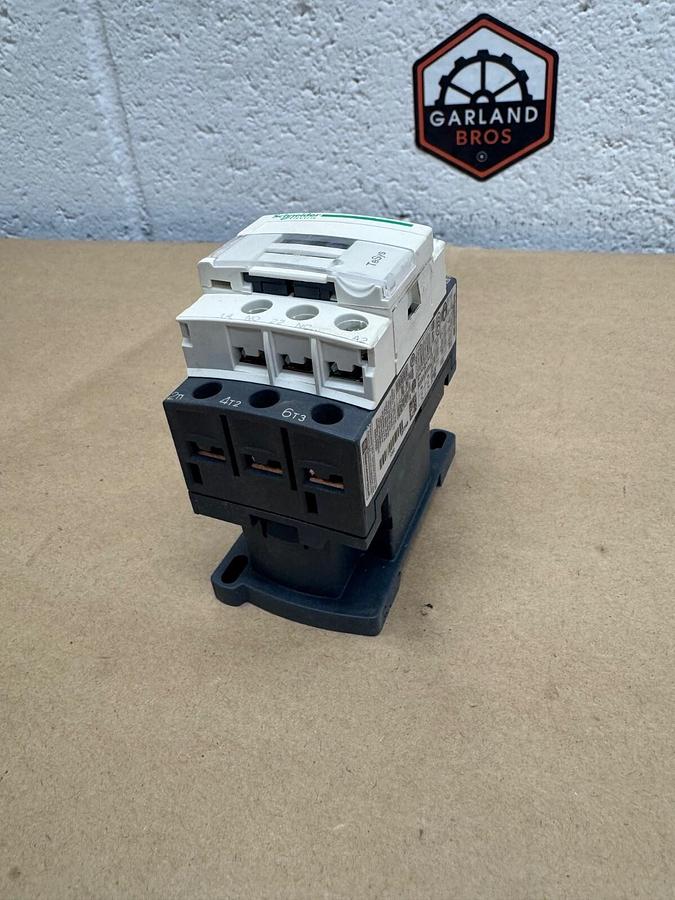 Schneider Electric LC1D12F7 Contactor