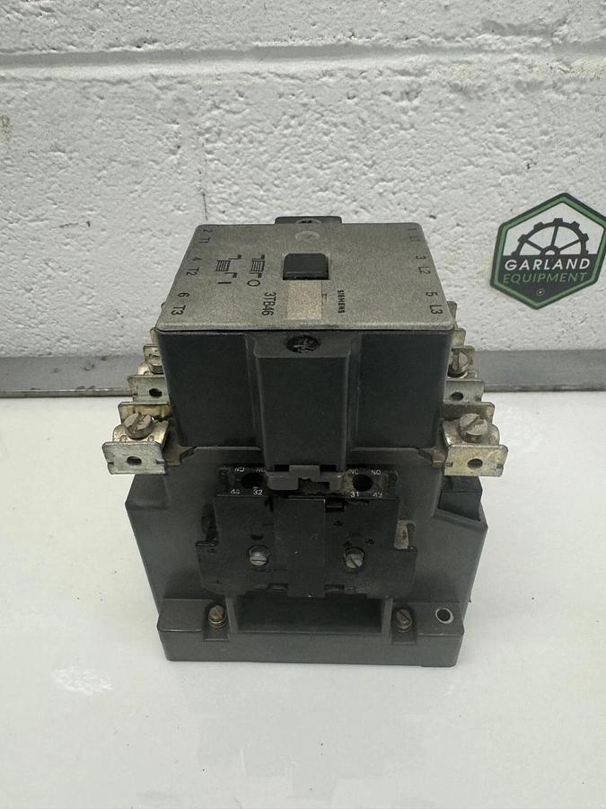 Used Siemens 3TB46 17-0B Contactor