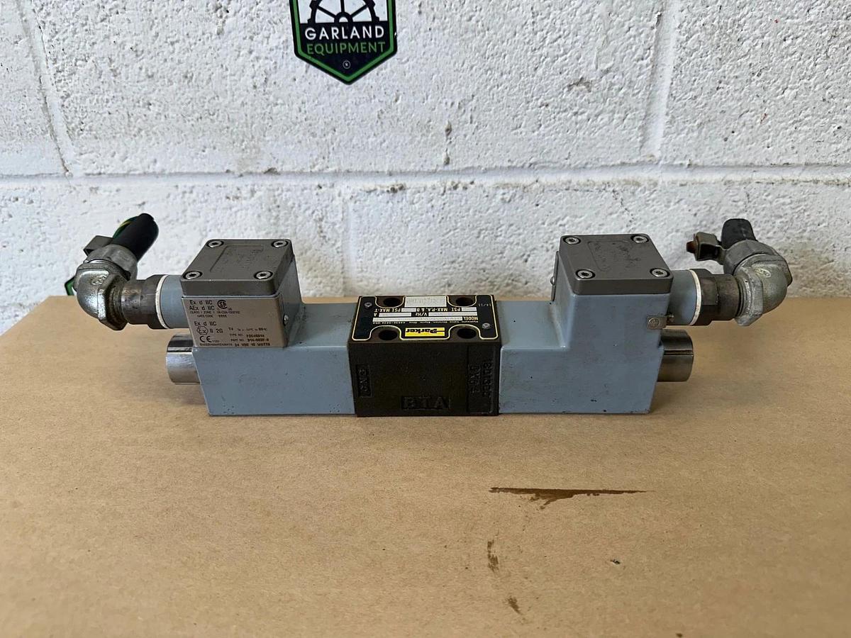 Used Parker D1VW001CVJET Hydraulic Valve w/ G.W. Lisk Co. D14-663F-8 Cable Entry