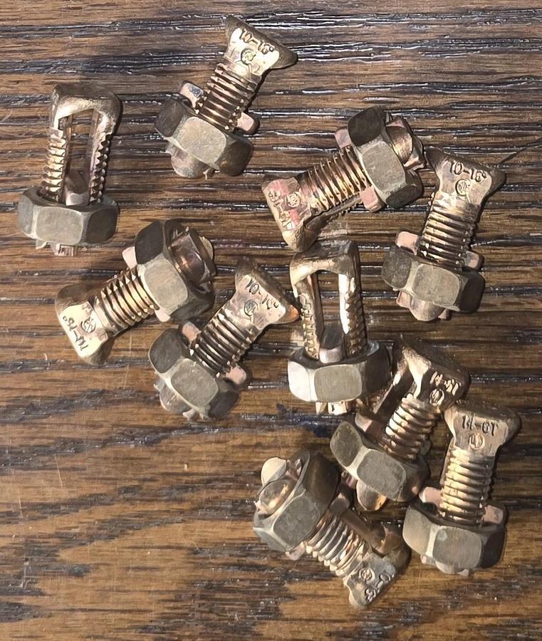 Used Burndy 14-2 T-Split Blot Wire Connector - Lot of 20