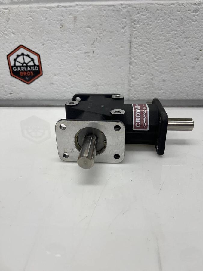 Used Crown C109806, Zero-Max, 90 Degree 3 Way Gear Drive
