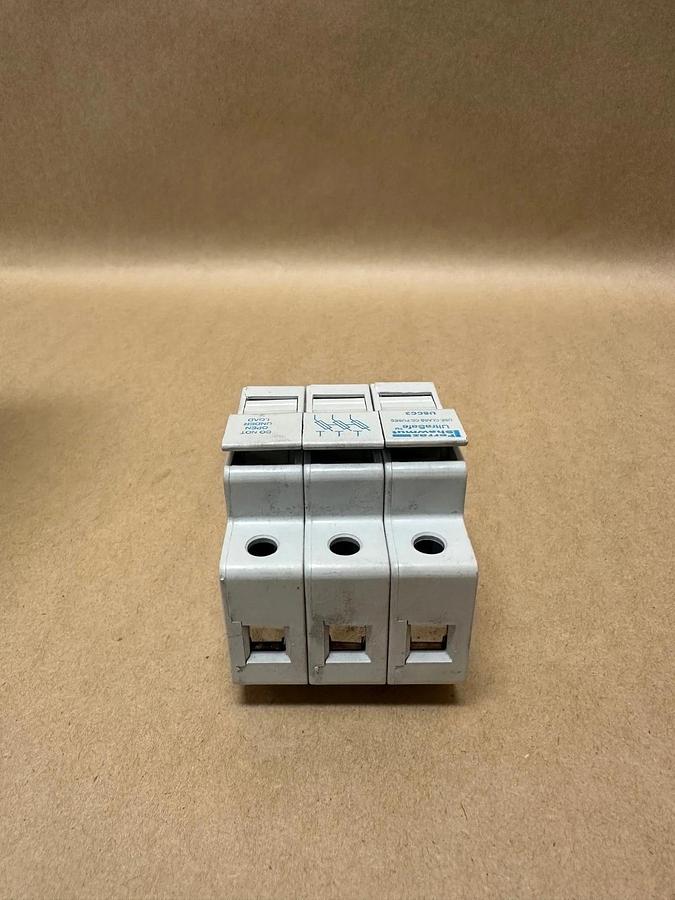 Used Ferraz Shawmut USCC3 Ultrasafe Fuseholder w/ ATDR25 Fuse (x3)