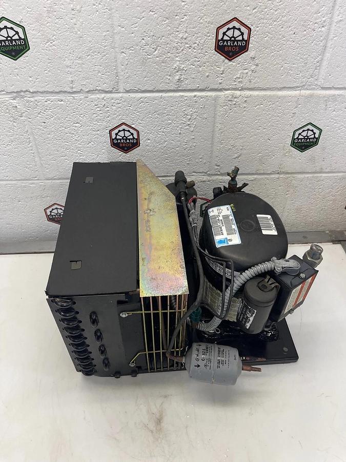 Used Tecumseh AK164ET-038-P2 Reciprocating Condenser Unit, MOD AK9433EC, 230/208V
