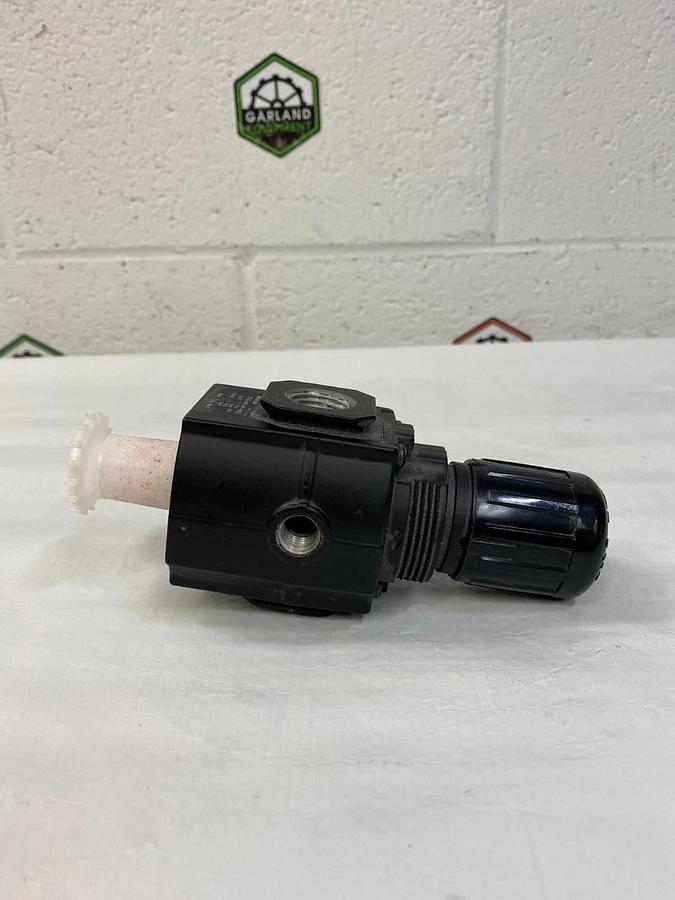 Used EXCELON B73G-4AK-AP1-RMG Pressure Regulator