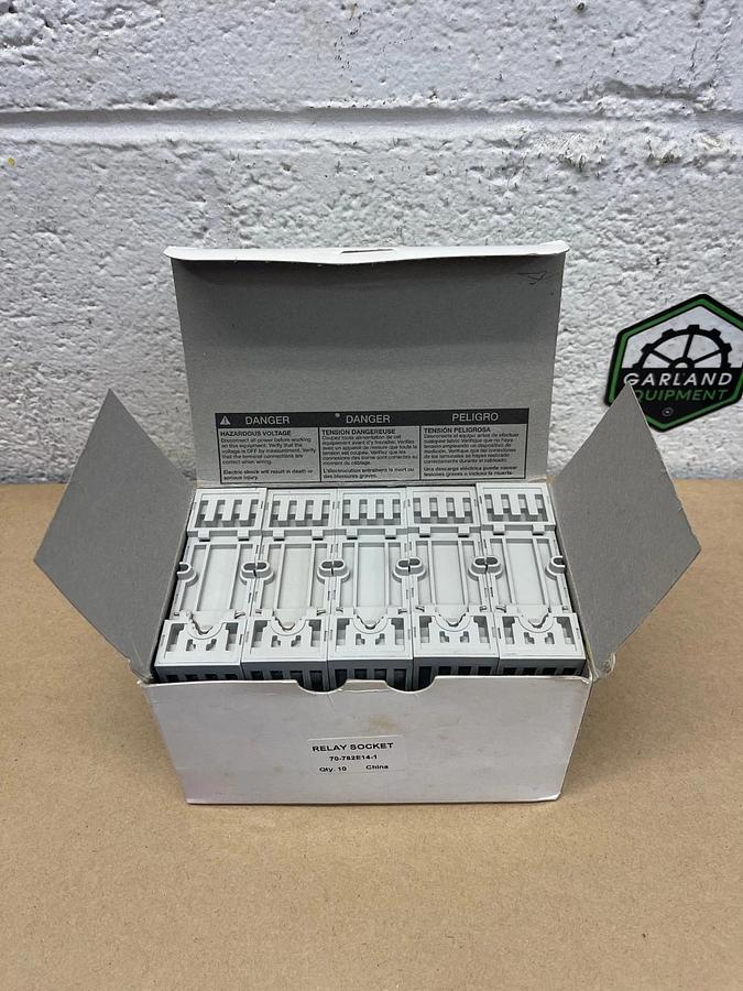 Used Magnecraft 70-782E14-1 Rail Mount Relay Socket, 10A, 300V, Qty 10