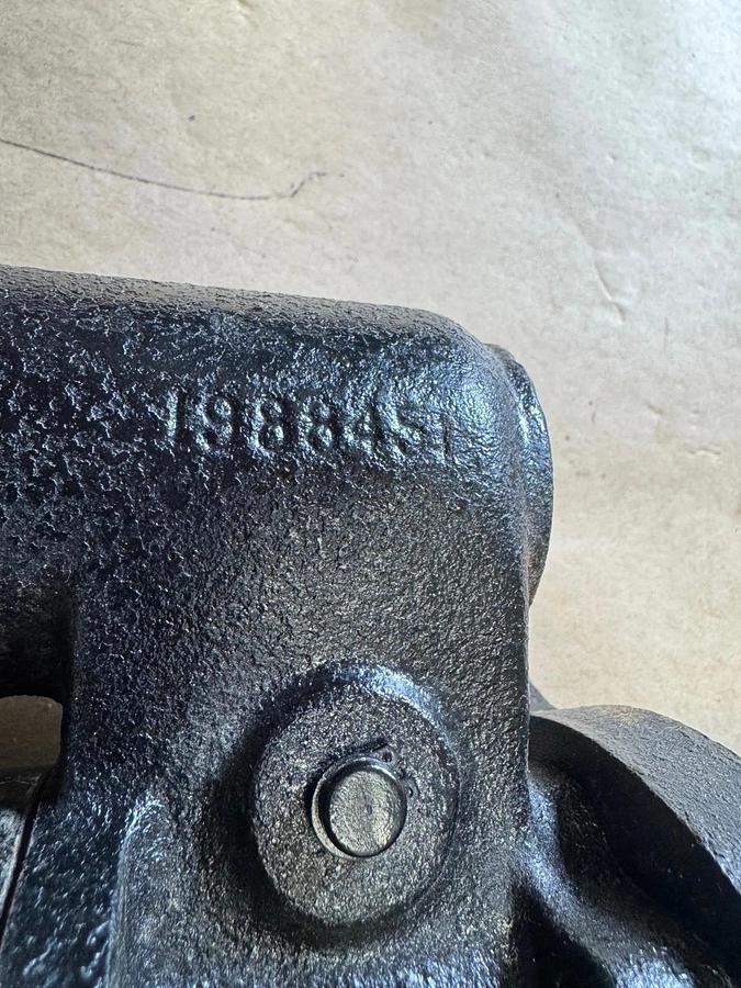 Used Delco Remy 1988451 12V Starter Unit