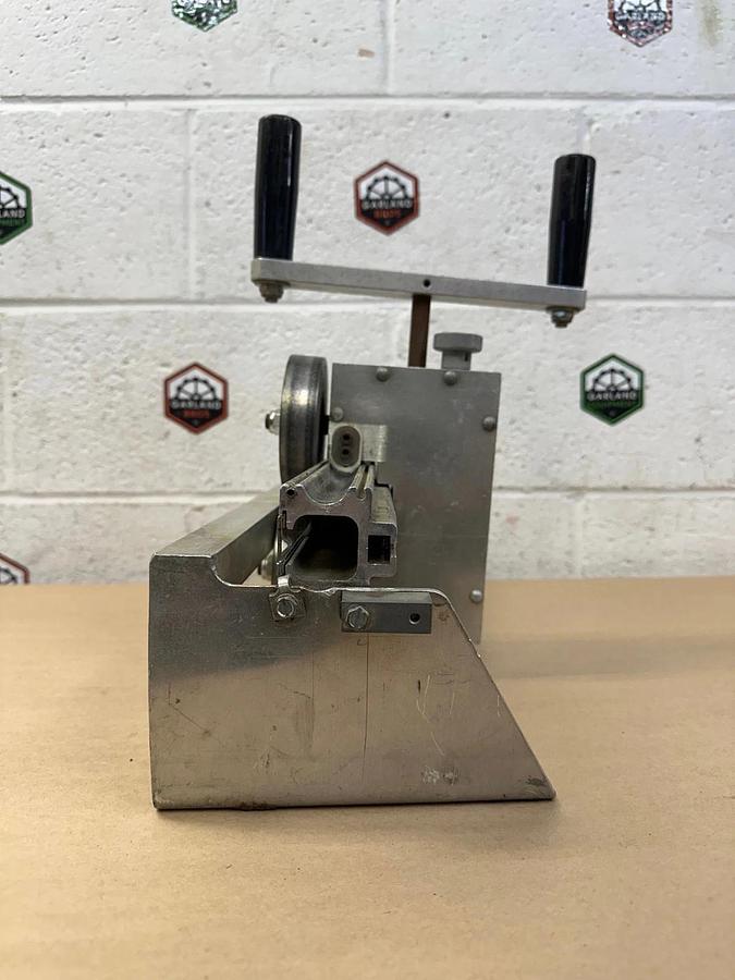 Used Flexco Clipper 18” Belt Valulacer