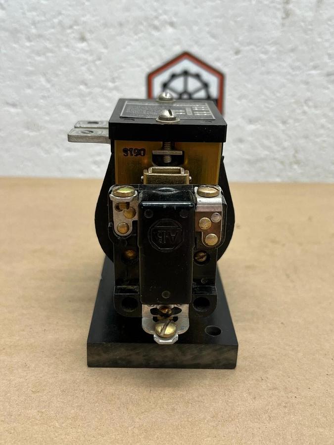 Used Allen Bradley 809-A03E Instantaneous Current Relay