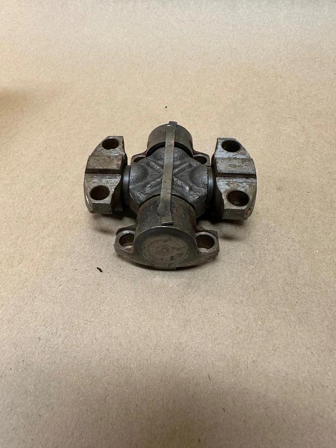 NEAPCO 1-2186 U-Joint