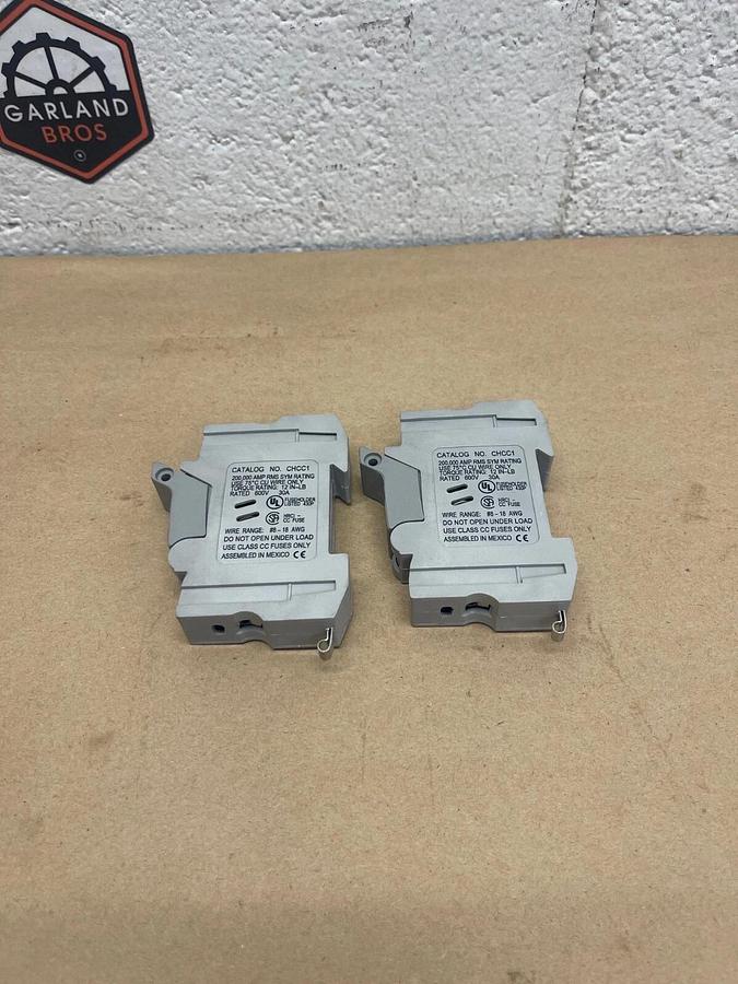 Used Buss (Cooper Bussmann) CHCC1 Fuseholder, 30 A, 600 V - Lot of 2