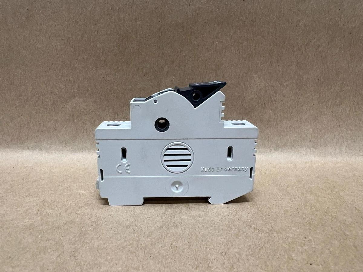 Used Allen Bradley 1492-FB1M30 Fuse Holder