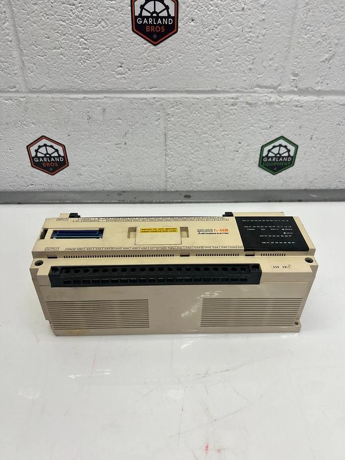 Used Mitsubishi F2-40MS Melsec F 2-40M Programmable Controller *Powers Up*