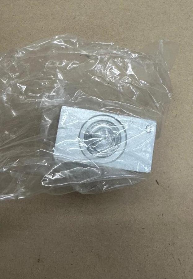 Used CAT 106-5121 Valve Assembly