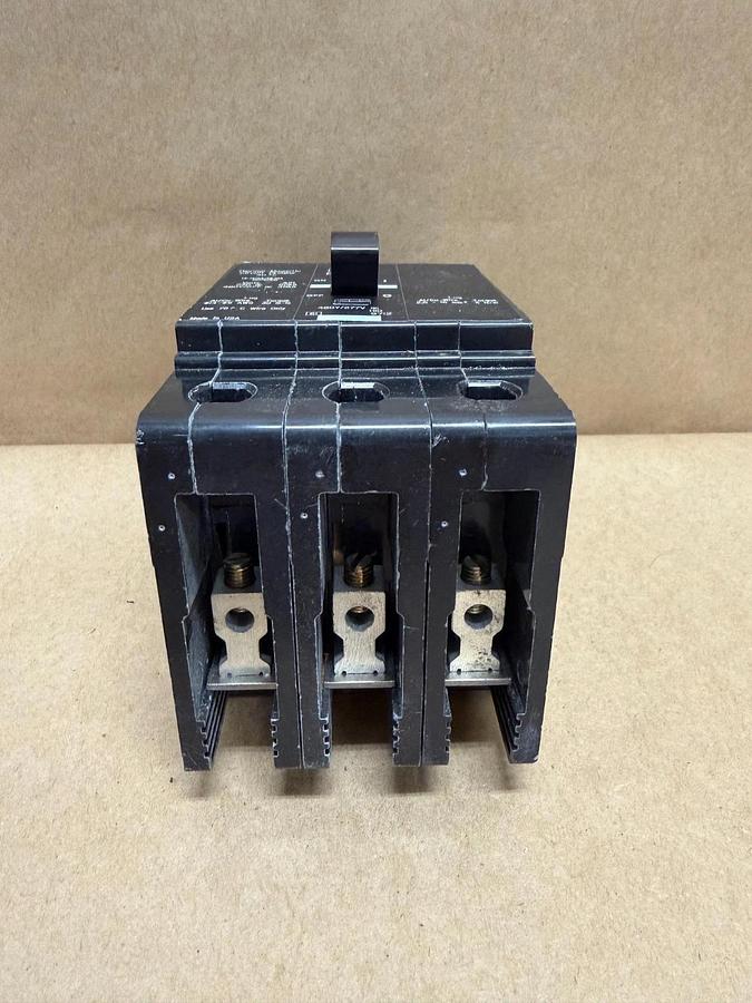 Used Square D EGB34020 20A Thermal Magnetic Circuit Breaker