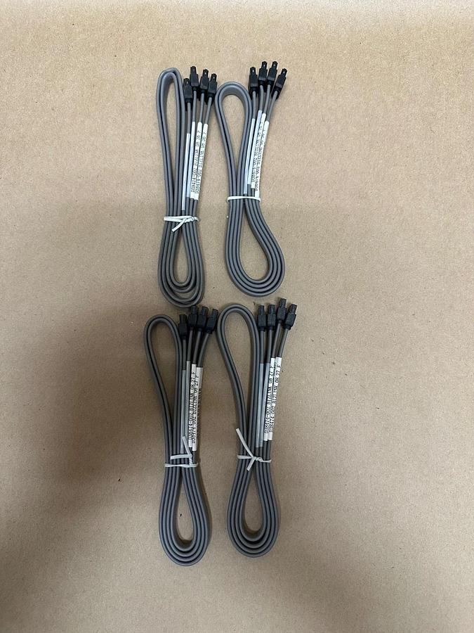 Used Bizlink D38474-002 SATA Cable - Lot of 4