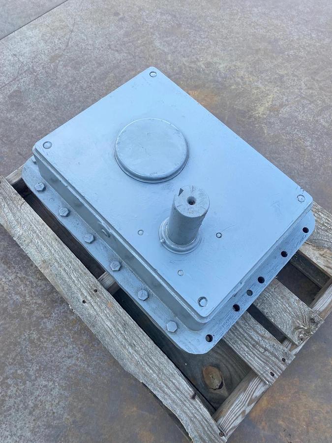 Used Falk 4307J 25C Enclosed QuaDrive Gear Drive, Ratio 25:1