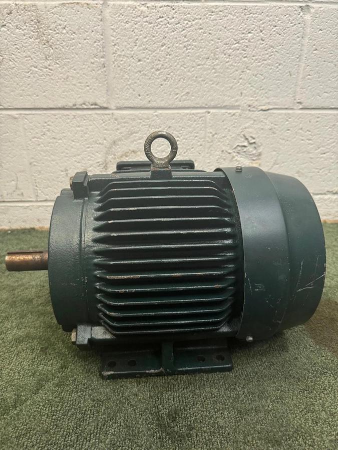 Used Toshiba 0054SDSR41A-P, 5HP Motor, 1755RPM, 230/460V, 3 Ph, 184T Fr, 60Hz