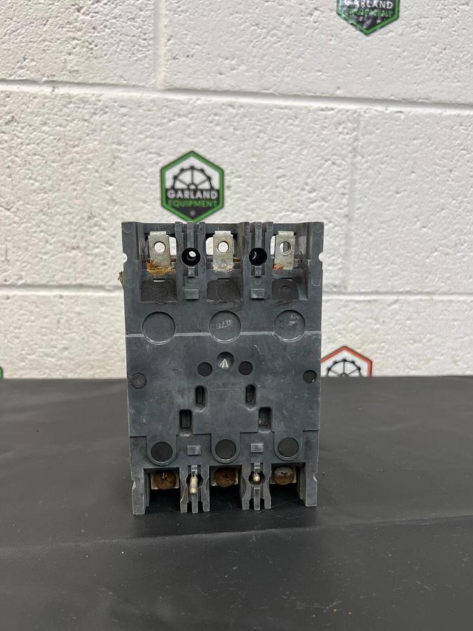 Used General Electric TED134100 Industrial Circuit Breaker 100 AMP 480 VAC 3 Pole
