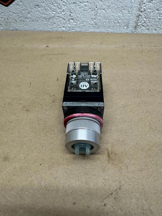 Used Allen Bradley 800MR-JC9B Position Selector Switch