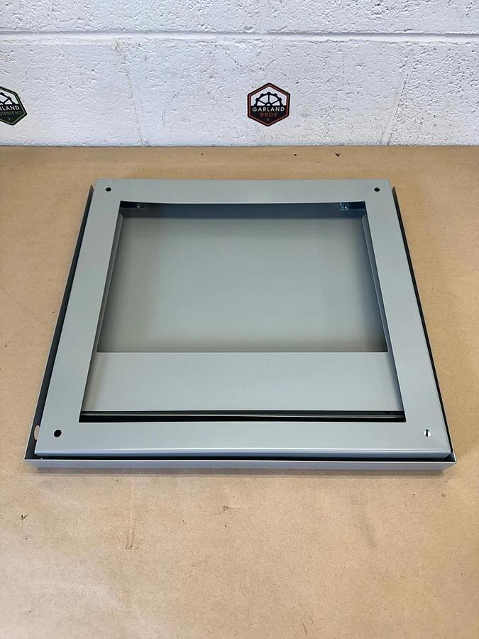 Used Saginaw Control SCE-FS1818-09 Folding Shelf *NEW*