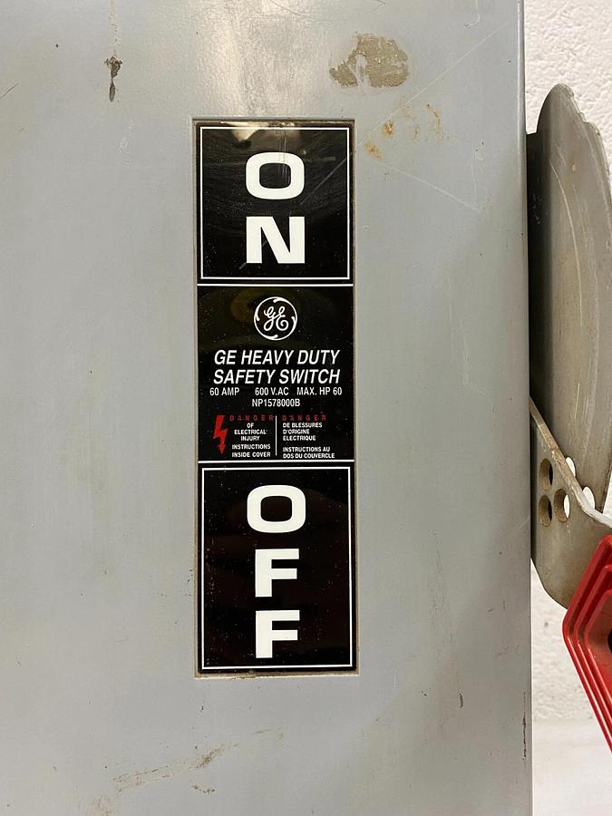 Used General Electric THN3362R Safety Switch Type 3R Enclosure 600V Model: 10 60A