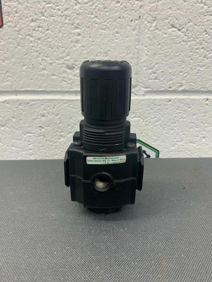 Used Speedaire 42M20 Pressure Regulator 300PSIG (New)