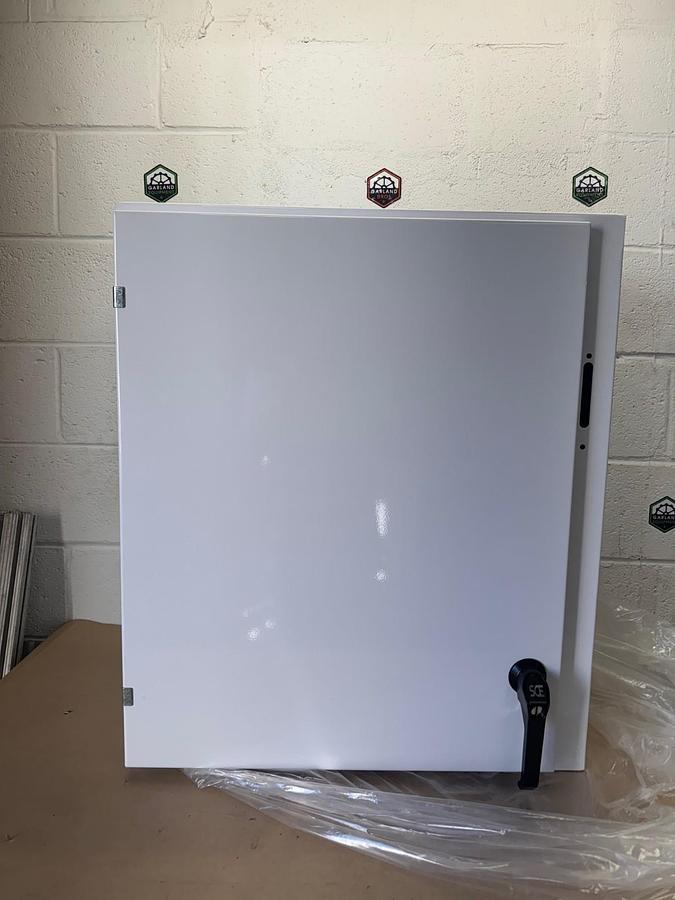 Used Saginaw SCE-30XEL2510LP Enclosure *NEW*