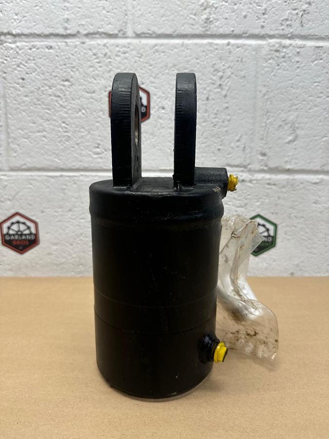 Used Hyster 1559451 Tube, Tilt Cylinder