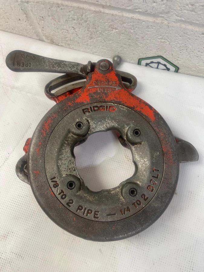 Used Ridgid 811 Universal Die Head 1/8”-2