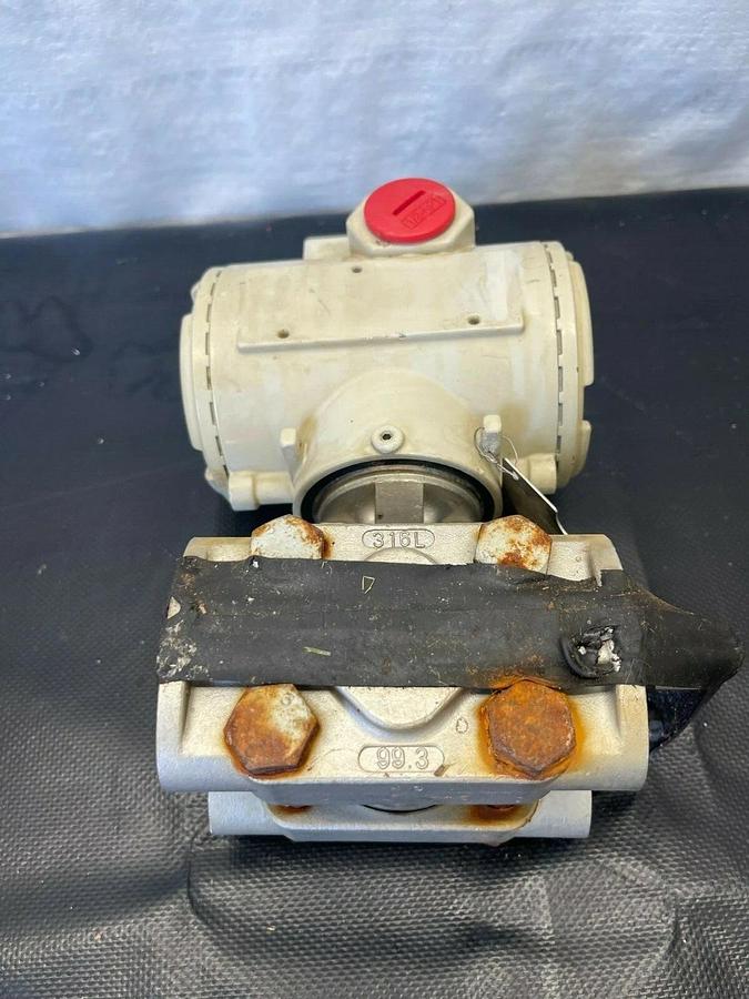 Used ABB/ Hart 600 T Series Pressure Transmitter